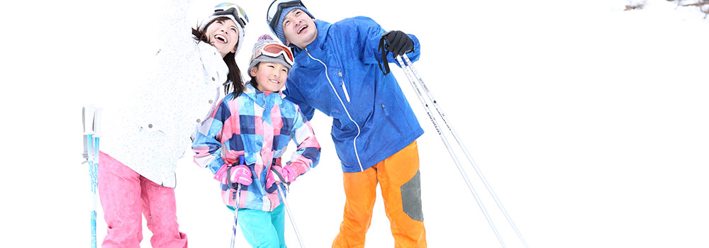 親子で楽しむならスキー・スノボ教室のあるゲレンデツアーへ！のイメージ