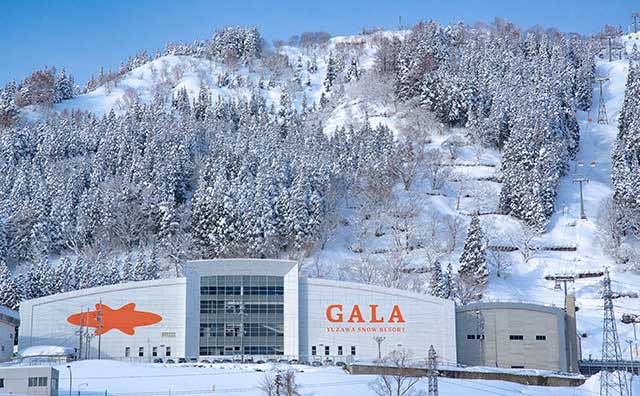 東京駅から新幹線で最速74分！冬は「GALA（ガーラ）湯沢スキー場」でウィンタースポーツを存分に楽しもう！の記事イメージ