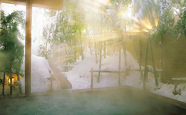 湯沢グランドホテル　季里の湯・泡風呂