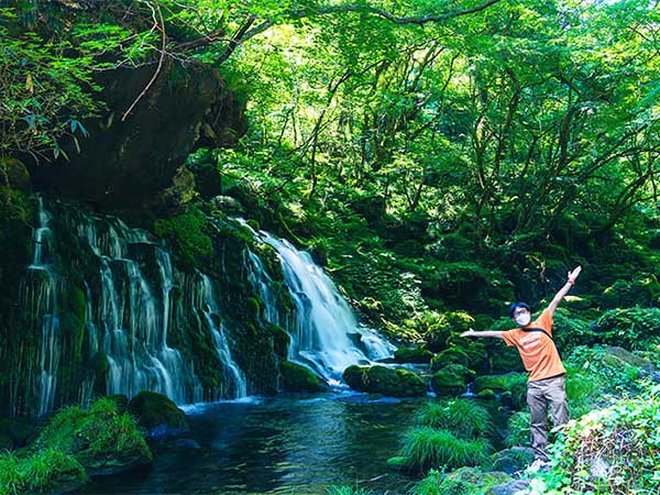湧き水の滝・元滝伏流水。鳥海山の美しい水に癒やされる秋田の旅