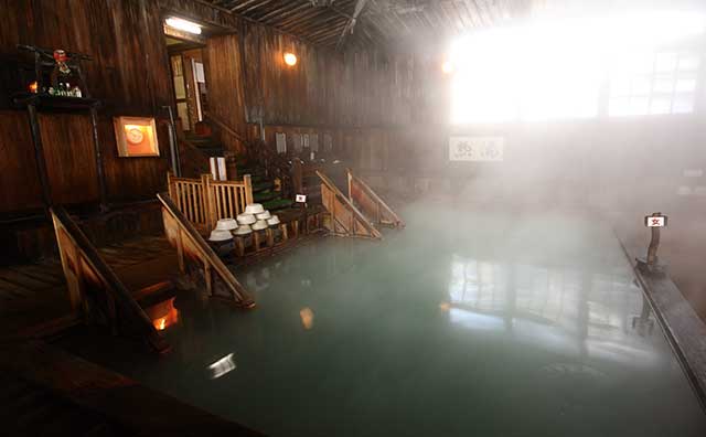 酸ケ湯温泉旅館