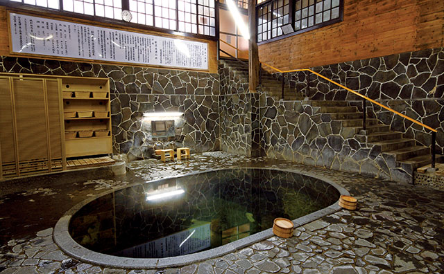 鉛温泉　藤三旅館　「白猿の湯」 のイメージ