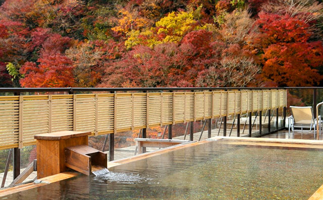 山翠楼　ＳＡＮＳＵＩＲＯＵ