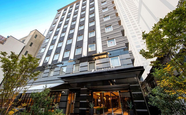 クインテッサホテル大阪心斎橋 Comic & Books