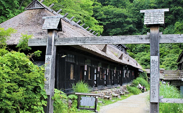 鶴の湯温泉　外観（本陣）のイメージ