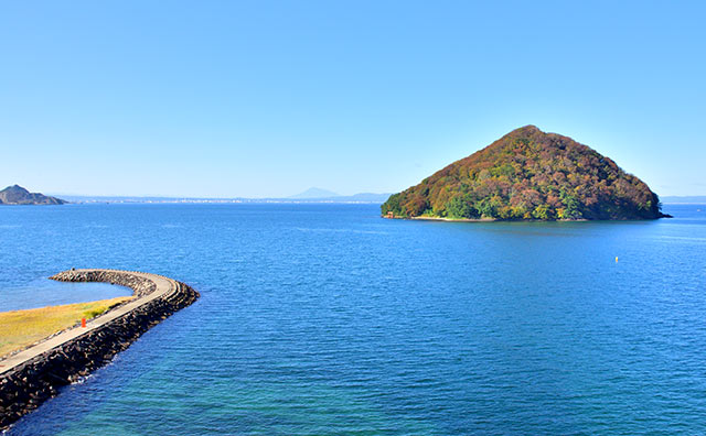 浅虫温泉のシンボル　湯の島