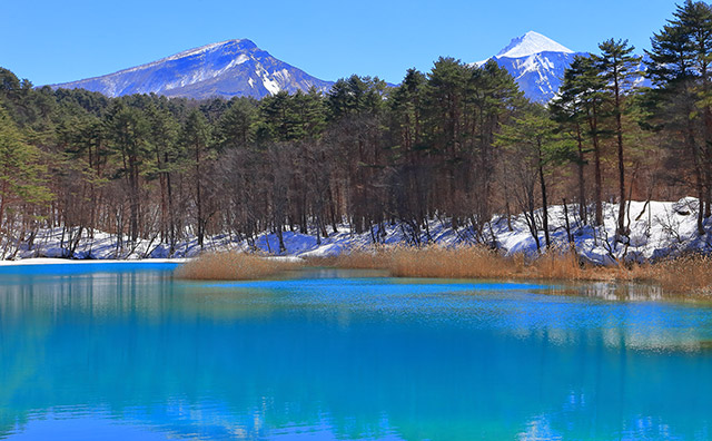 磐梯山と五色沼（瑠璃沼）