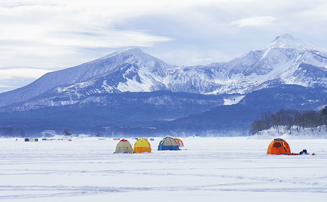 桧原湖　氷上ワカサギ釣り