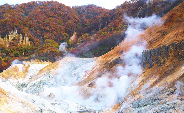 登別温泉地獄谷 紅葉