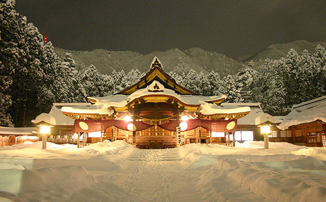 彌彦神社　冬のイメージ