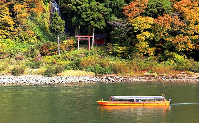 最上川舟下り