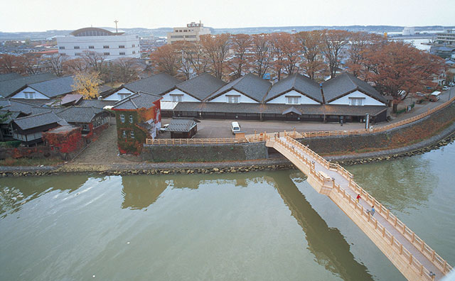 山居倉庫