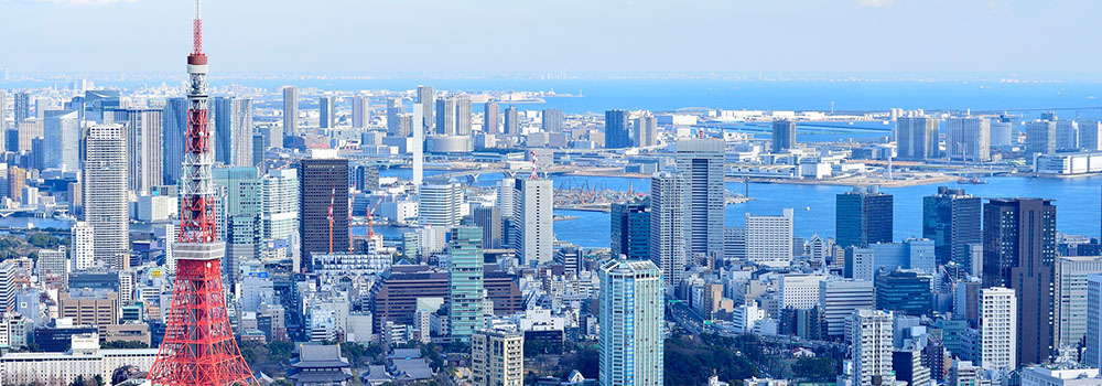 東京タワーとビル風景のイメージ