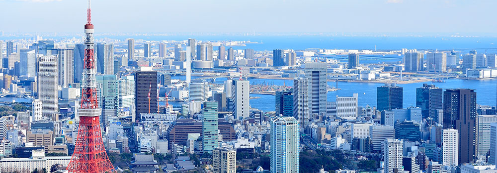 東京タワーとビル風景のイメージ