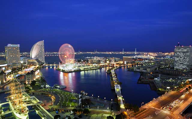 ニューオータニイン横浜プレミアム　海側からの夜景