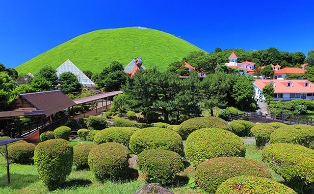 大室山と伊豆シャボテン動物公園のイメージ