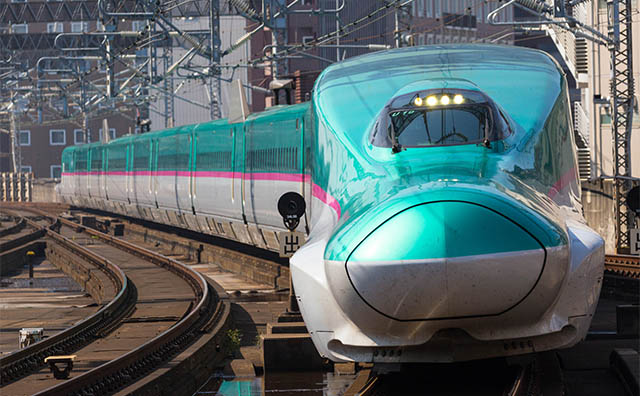 東北新幹線E5系