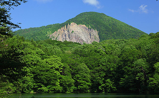 白神山地　崩山