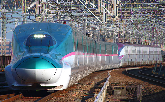 東北新幹線E5系