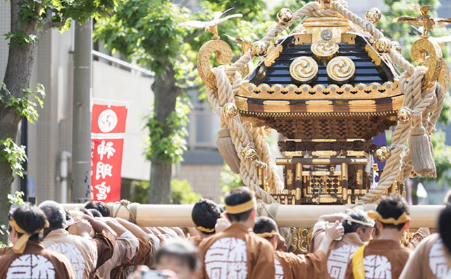日本の夏は祭りで満喫！東日本でおすすめの夏祭り12選の記事イメージ