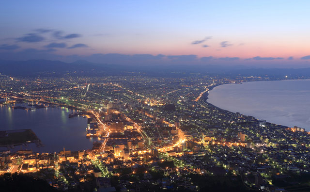 東京から4時間！北海道新幹線で冬の函館へ！ 夜景に温泉に海鮮に、北海道の冬を満喫！