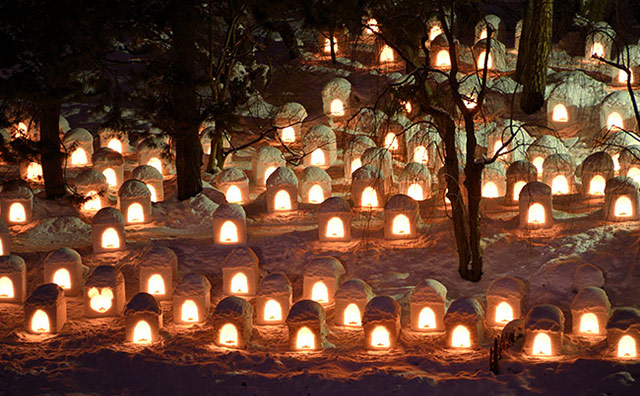 弘前城　雪燈籠まつりのイメージ