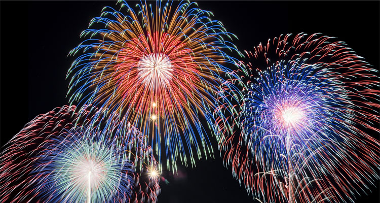 「土浦全国花火競技大会」で鮮やかな大輪の花火を観ようのイメージ