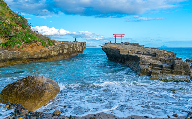 下田温泉 白浜神社の鳥居のイメージ