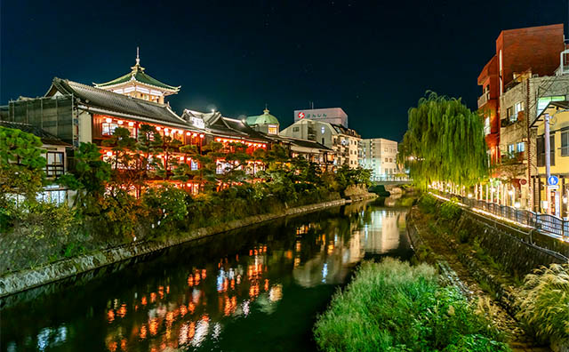 夜の東海館