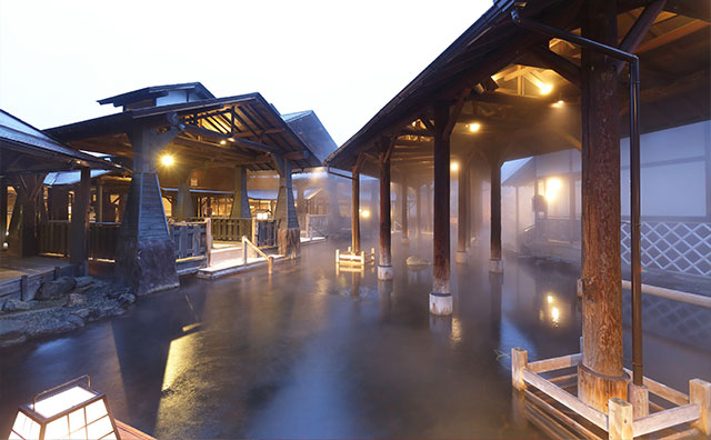 世界最大級の大露天風呂「江戸情話与市」のイメージ