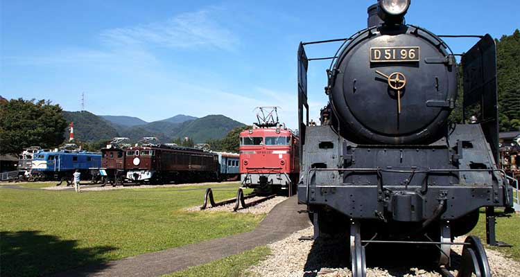 家族で楽しめる碓氷峠鉄道文化むらの見どころとは？周辺のグルメスポットも紹介！を紹介のイメージ