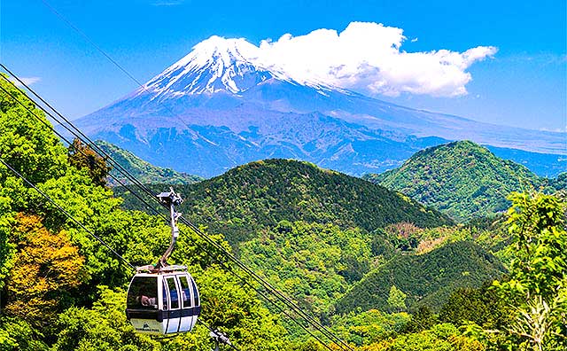 澄み切った空気が気持ち良い！多彩な自然の表情を楽しむ富士五湖めぐり