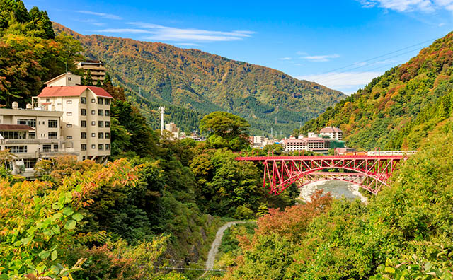 宇奈月温泉観光モデルコース！車なしで満喫する1泊2日旅