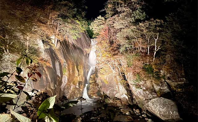 昇仙峡の紅葉ライトアップのイメージ