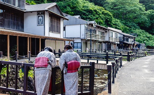 温泉街の魅力のイメージ