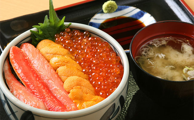 函館のご当地グルメが食べたい！塩ラーメンやハンバーガーを堪能しようのイメージ
