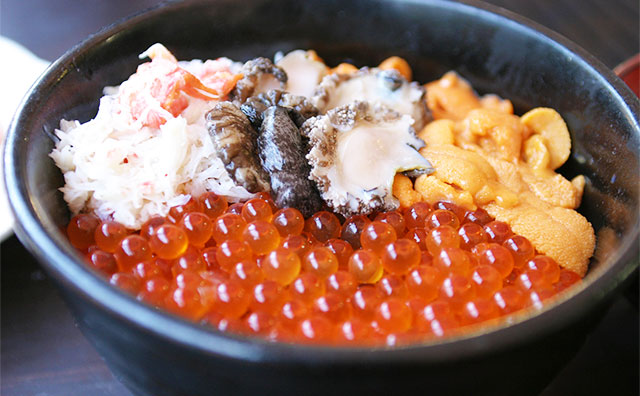 海鮮丼（イメージ）