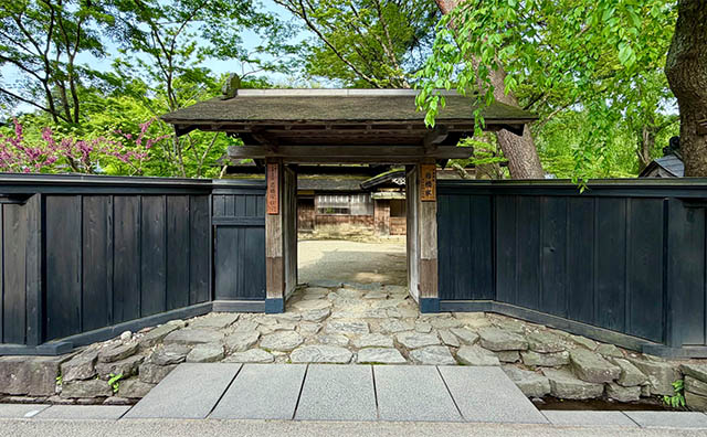 角館「岩橋家」