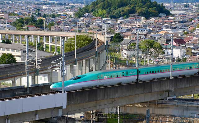 子連れで新幹線移動する時の持ち物は？のイメージ