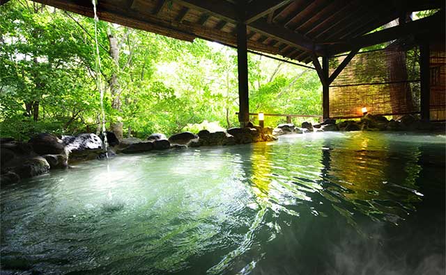 磐梯名湯リゾート　ボナリの森　露天風呂のイメージ