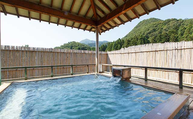 富士屋　露天風呂のイメージ