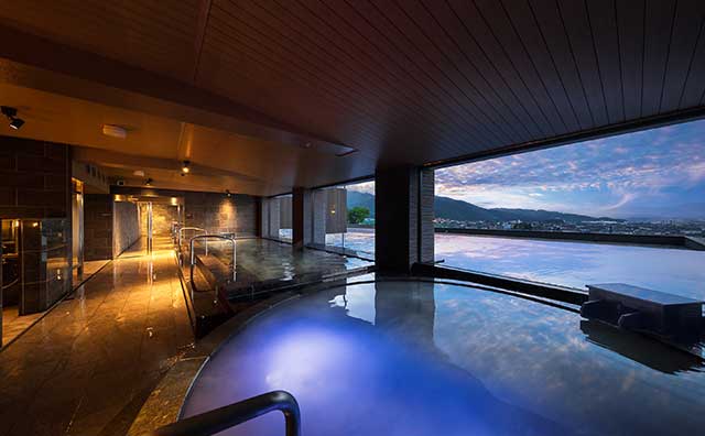 美ヶ原温泉　翔峰　温泉展望浴場　美しの湯