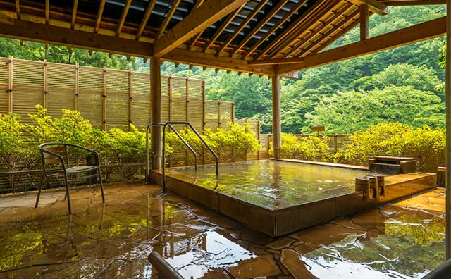 守り伝えし湯のこころ 伊香保温泉 福一　露天風呂の一例