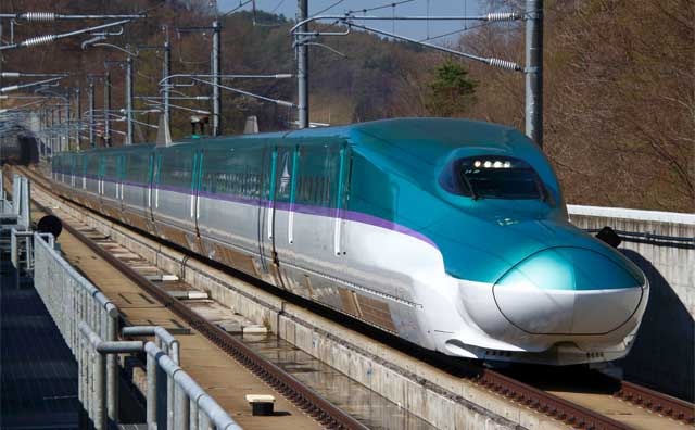 夏休みの旅行は北海道で人気スポットを満喫しよう