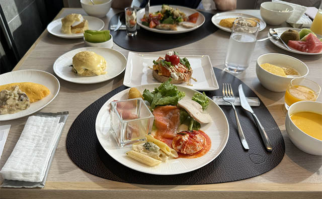 ブレックファースト