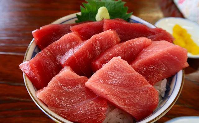 大間のまぐろ丼