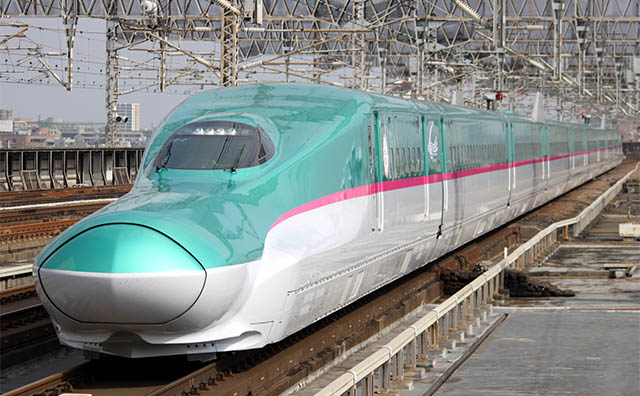 青森新幹線 E5系はやぶさ