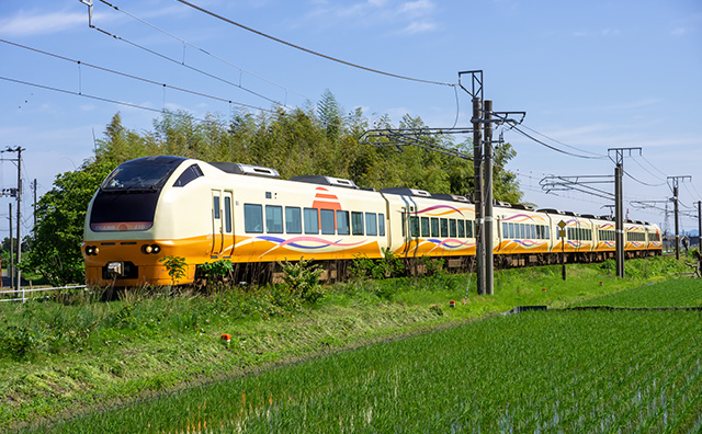JR羽越本線 特急いなほ E653系
