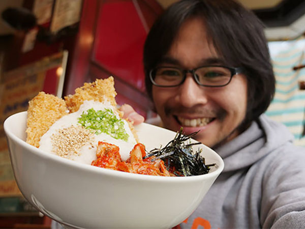 東京都内の学生街グルメ。最高のお店は最高に大盛りで最高すぎた