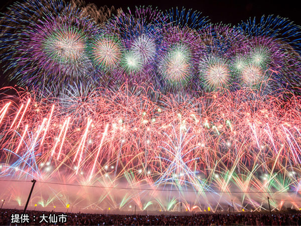 日本一の花火！大曲の花火を楽しむ8つのポイントのイメージ